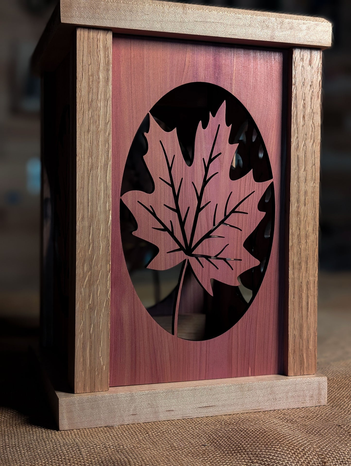 Leaf Luminary