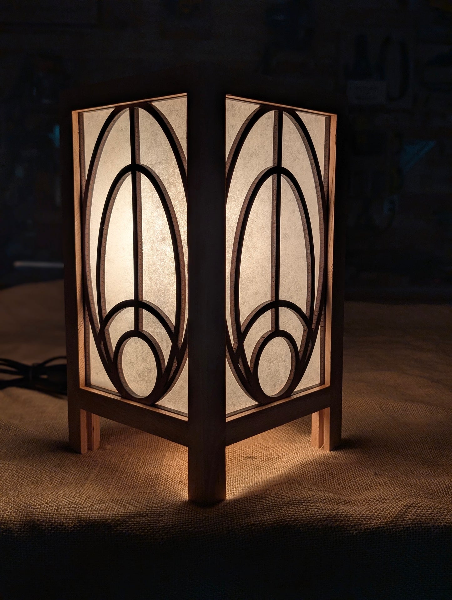 Bajor Lamp