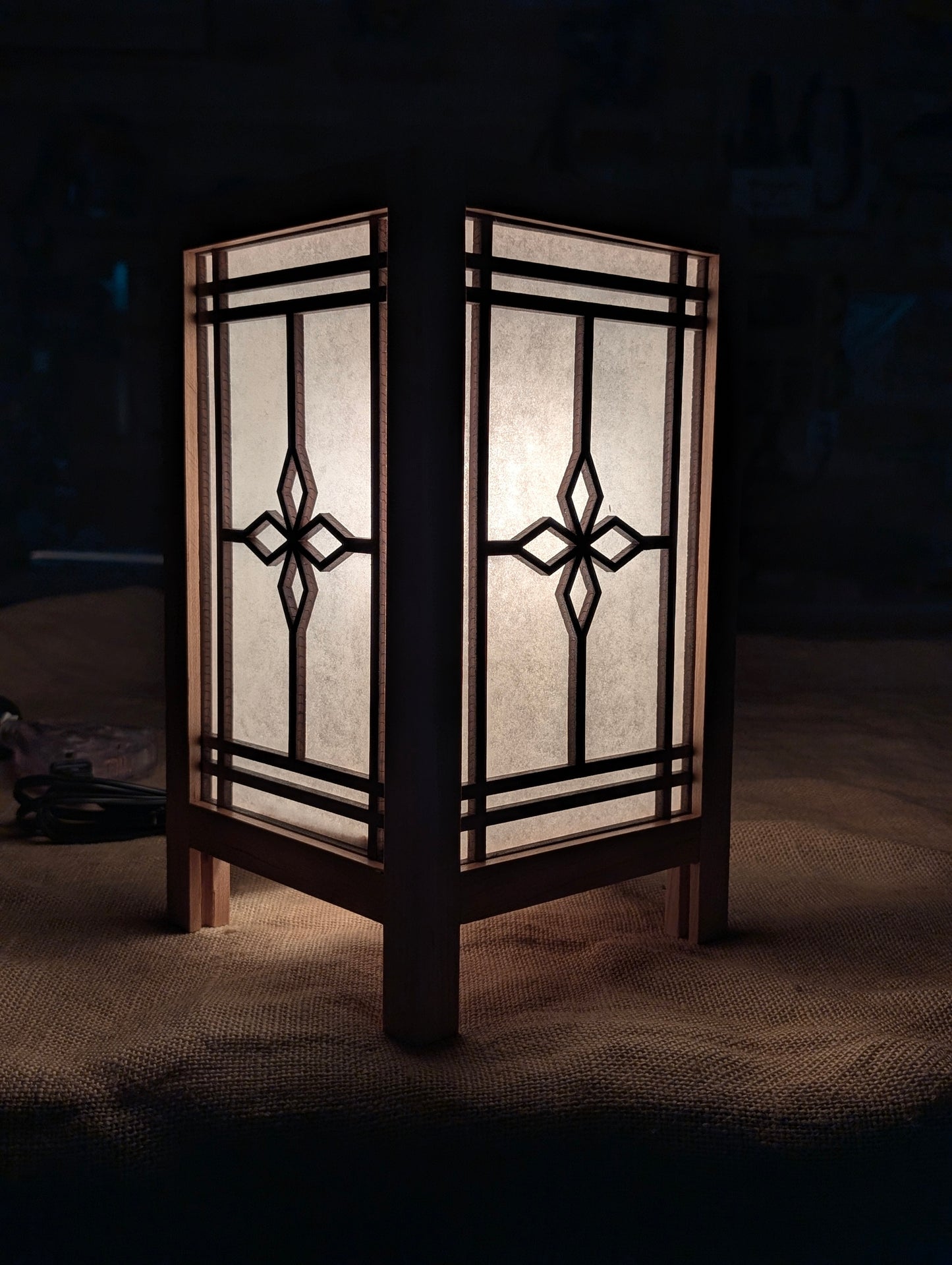 Kumiko Style Lamp